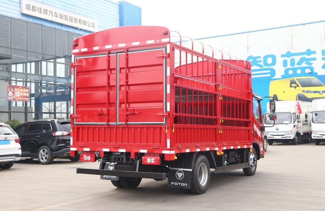Caja de cercas Foton 151 HP Camión ligero usado EURO 3 Techo plano 6 neumáticos Dirección izquierda