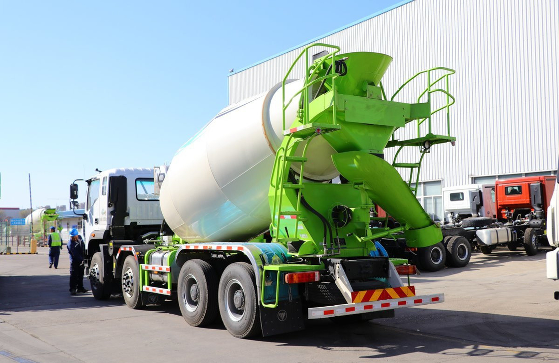 Mixer de marca china 8*4 camión de hormigón listo para mezclar 350hp Euro 6 manejo a mano izquierda