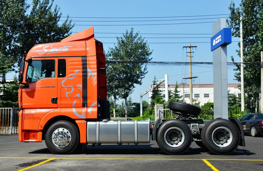 Camión tractor 6*4 Sinotruck de trabajo pesado SITRAK G7 Techo alto 480hp AMT Primavera de hojas