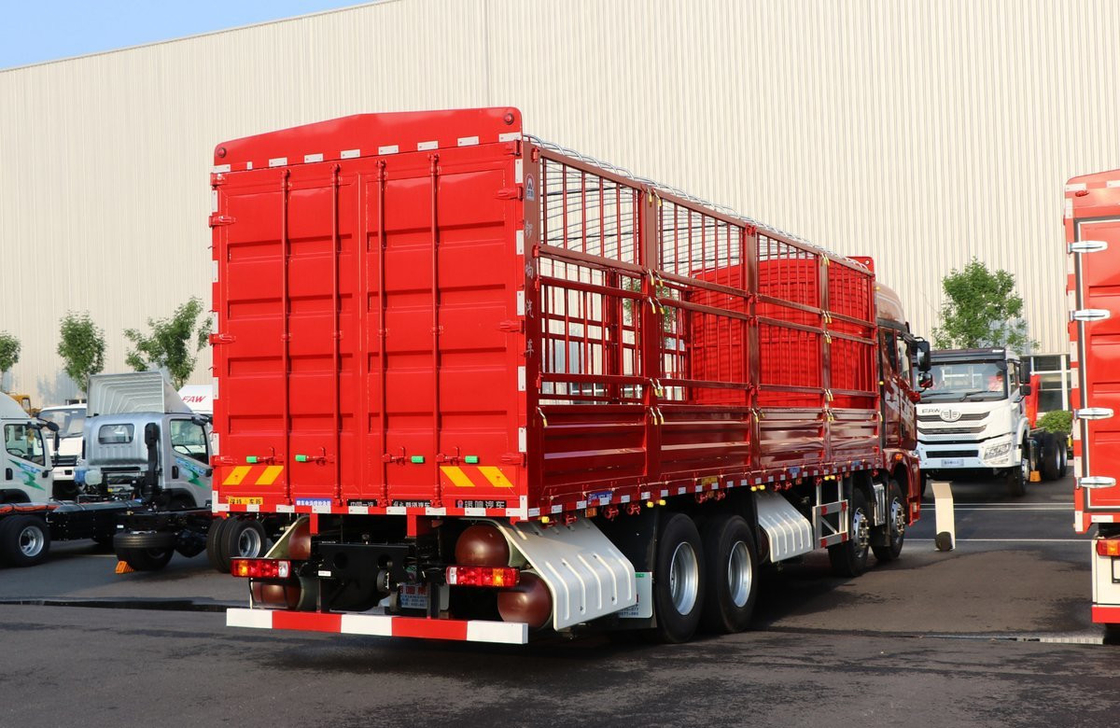 Camiones de carga usados para la venta en China Jiefang CNG 460hp de trabajo pesado de cabina única y media