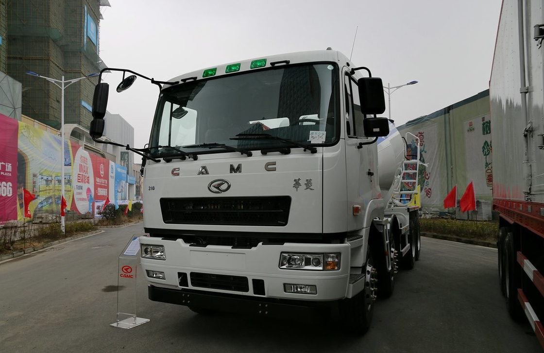 Camión de mezclador de hormigón usado 8×4 CAMC Mezclador de cemento 310hp Euro 5 Gran camión cisterna 12 llantas
