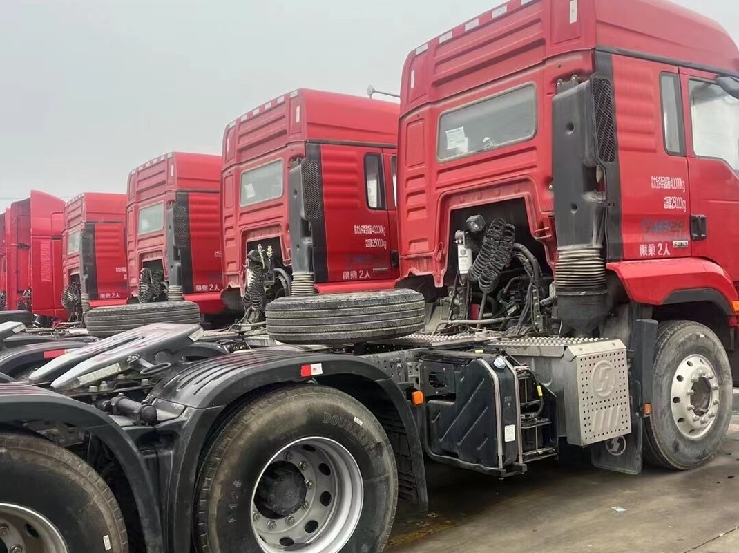 Shacman Truck Tractor Head M3000 6*4 Weichai 430hp 2021 año Cabina única y media