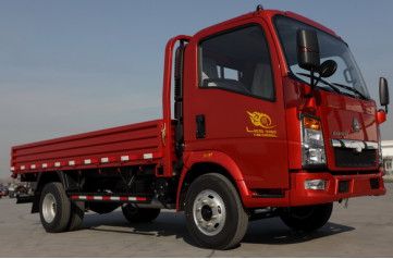 3 toneladas Largo del camión Tanque de carga Howo 4*2 Caja plana Camión de camión Cabina única RHD Euro 2