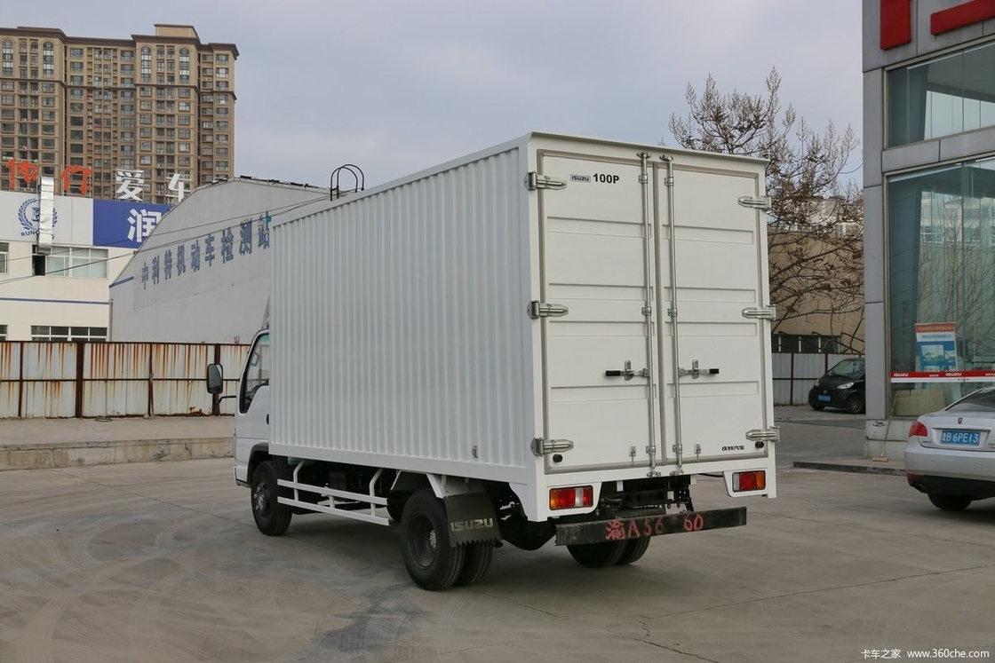 Camión de carga de 15 toneladas Euro 4 Isuzu 4 × 2 camioneta de camioneta 6 neumáticos Muchos resortes de hojas 35 caja cúbica