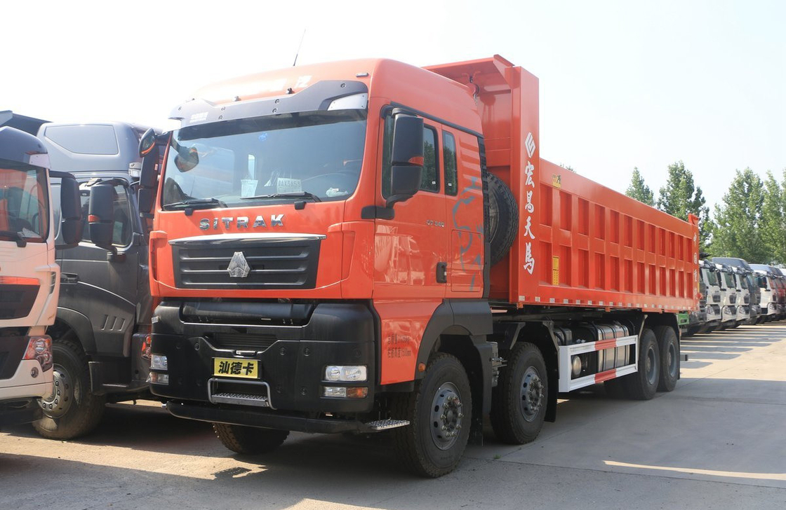 Sinotruk Uk camiones de tirón usados 8×4 Sitrak G7H de trabajo pesado 12.5L desplazamiento de una sola cama