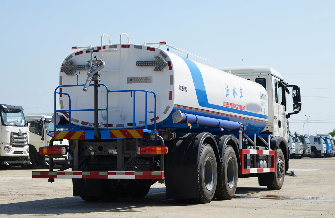 Camión cisterna de agua Howo 6*4 Sinotruck 10 ruedas GNL 260hp Motor 14 cisterna cúbica LHD/RHD