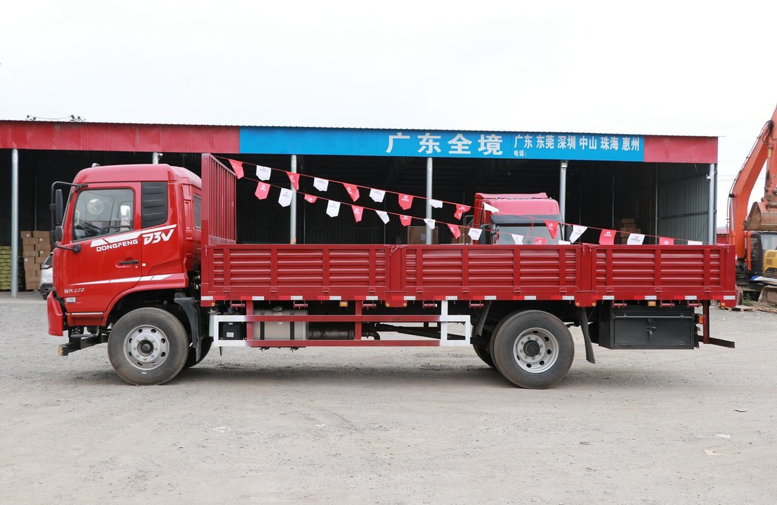 Camión de carga de 12 toneladas China Marca Donfeng 4 * 2 Camión de camión plano Doble neumáticos traseros Dirección izquierda