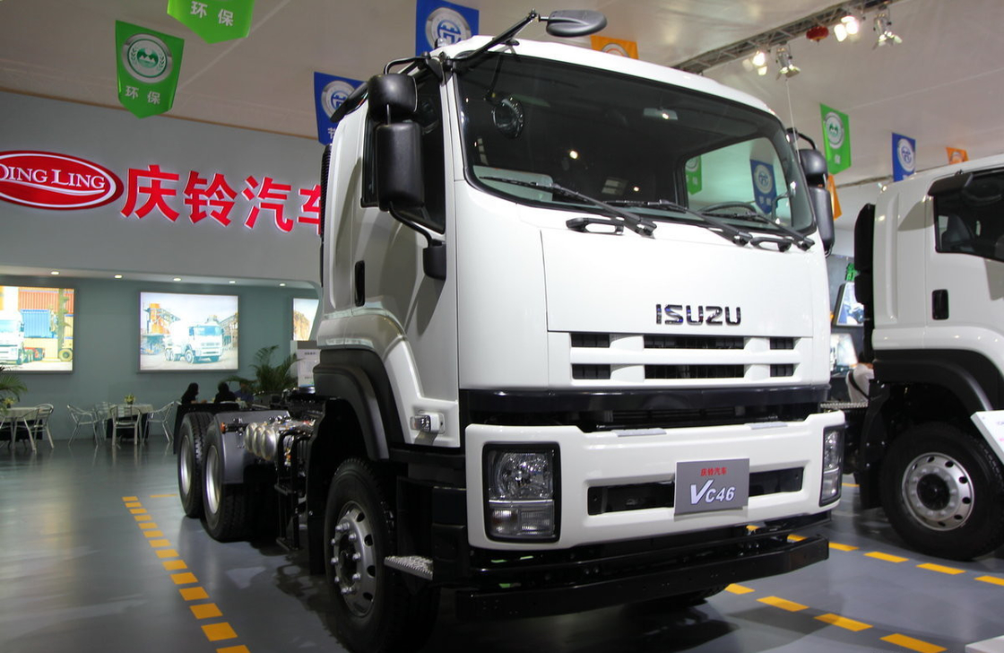 Camión Tractor Cabina de techo plano ISUZU Remolque de cabeza de caballo 6 * 4 Modo de conducción 350 hp Euro 4 Emisión