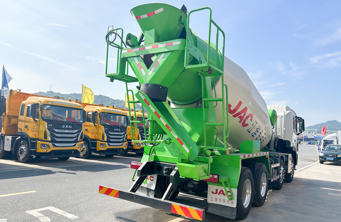 Camión de hormigón móvil 7-8m3 Cisterna Cementero Mixer Camión de marca china JAC Yuchai 350hp