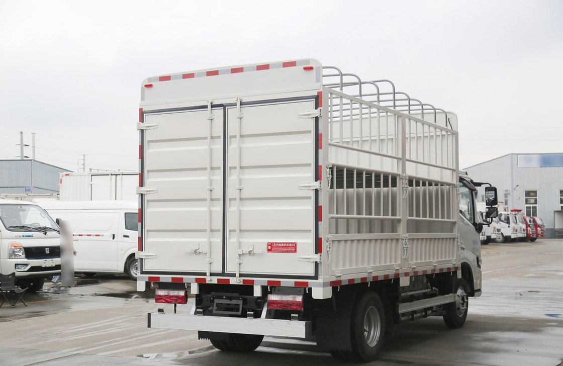Camioneta de caja de cerca Camioneta ligera de 1,5 toneladas Carga útil Camión de carga eléctrica 4 * 2 Cabina única