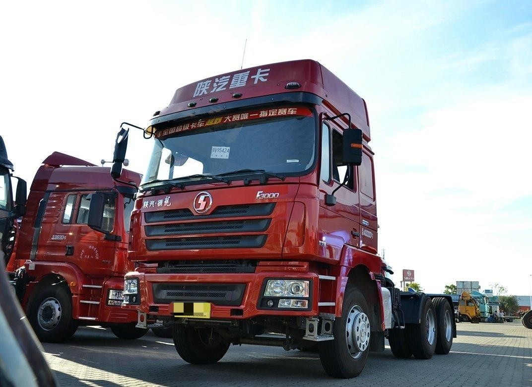 Shacman Camión tractor F3000 Cabina de techo alto 10 neumáticos Weichai 375hp LHD/RHD Buen uso en África