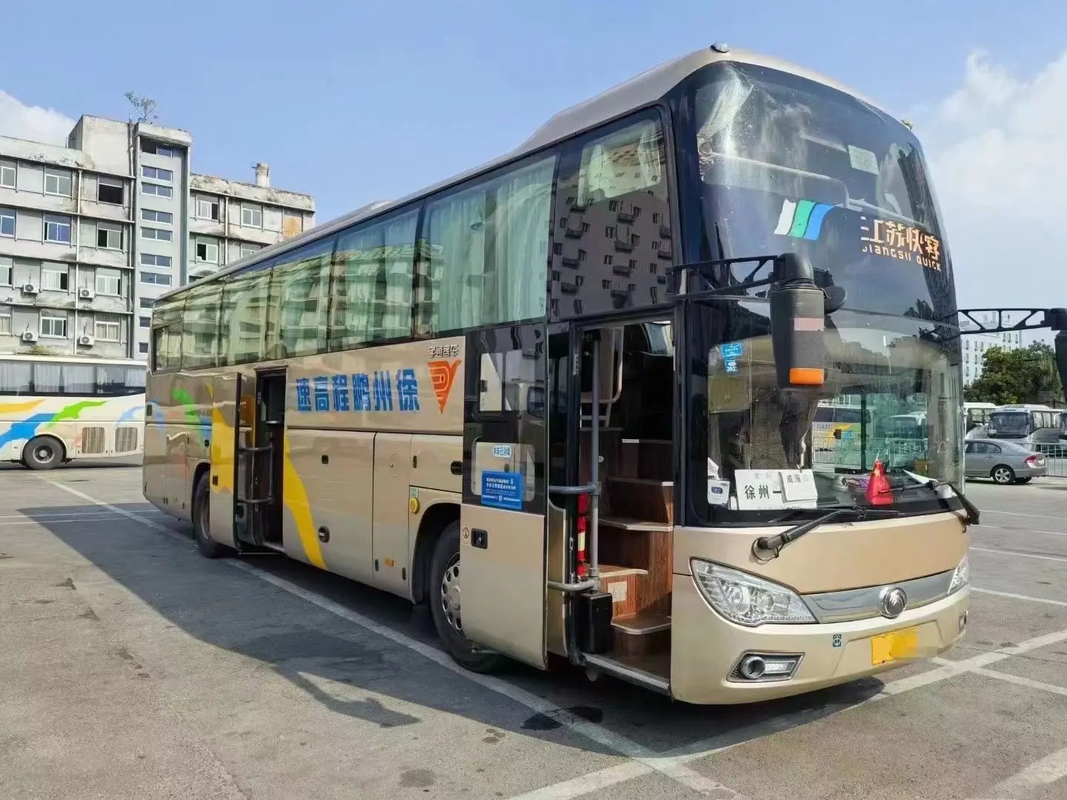 ZK6118 Autobús de pasajeros usado de Yutong / Autobús de pasajeros usado de 54 asientos de la marca Yutong