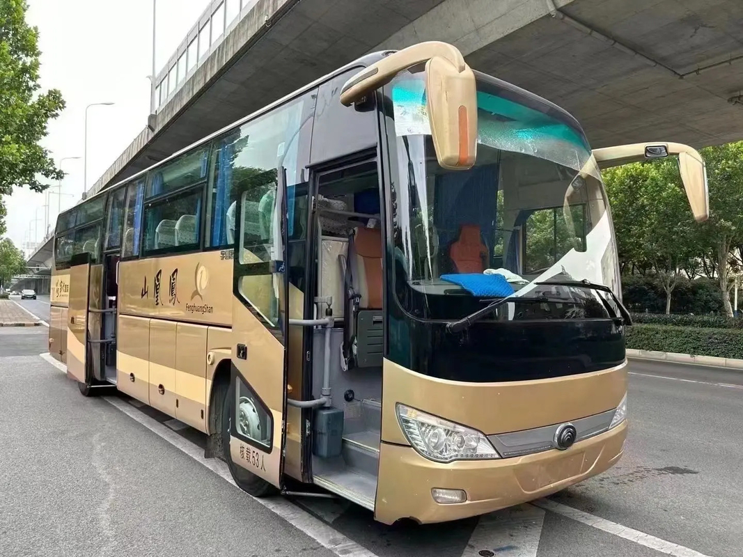 ZK6119 Autobús de pasajeros usado de Yutong / Autobús de lujo de 53 asientos de doble puerta y manejo a la izquierda