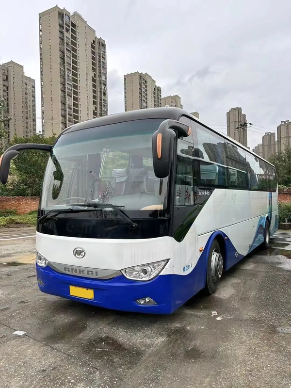 HFF6119 Autobús de lujo de 51 asientos con gran espacio para el equipaje, motor diesel trasero, conducción por la izquierda