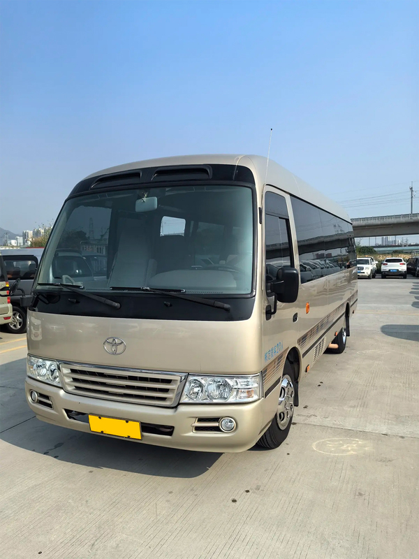 Toyota Coaster 20 asientos eléctrico de puerta china China IV Champaña Oro autobús de negocios de tamaño mediano