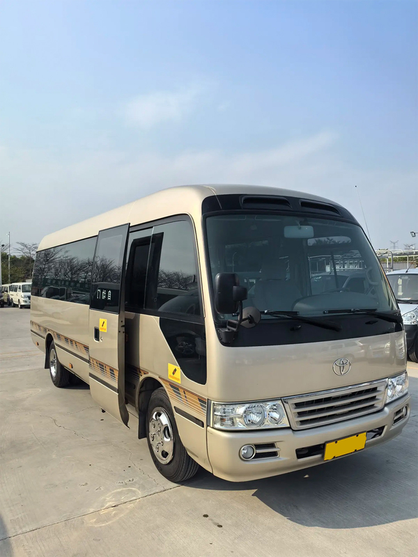 Toyota Coaster 20 asientos eléctrico de puerta china China IV Champaña Oro autobús de negocios de tamaño mediano