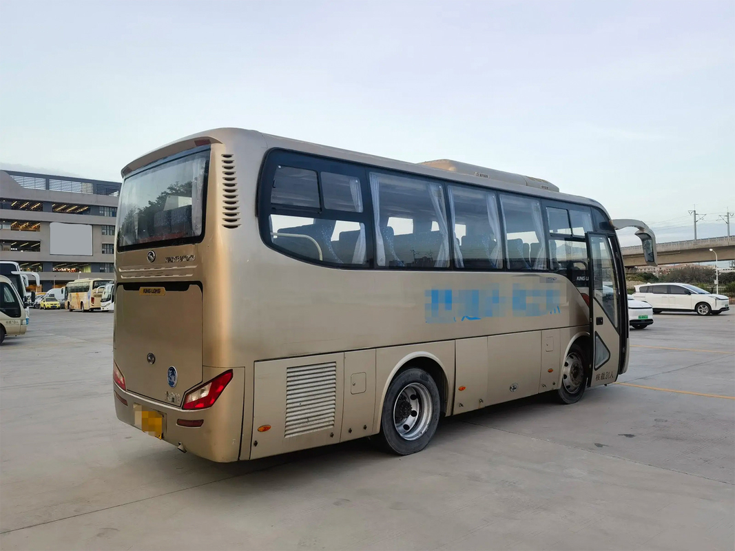 XMQ6759 Euro 4 estándar 7.5m de manejo izquierdo Motor diesel KingLong Autobús de pasajeros usado