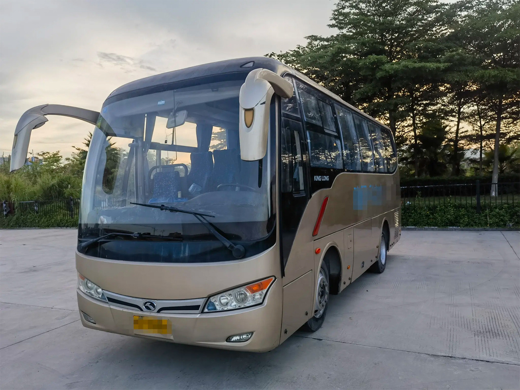 XMQ6759 Euro 4 estándar 7.5m de manejo izquierdo Motor diesel KingLong Autobús de pasajeros usado
