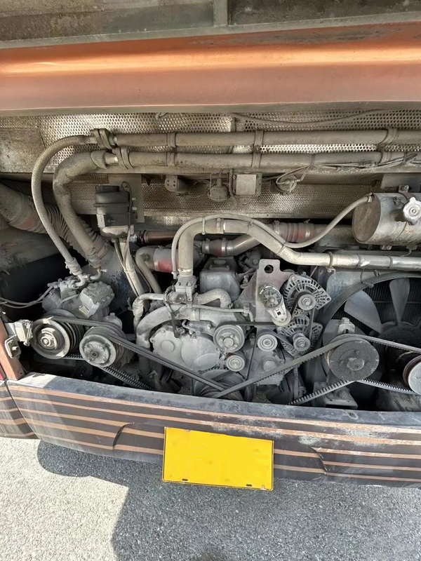 Autobús de lujo de segunda mano de 39 asientos Oro Euro 4 Color de motor Yuchai Autobús de dragón de oro XML6907