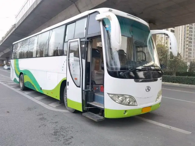 11.5m Euro 4 motor diesel con volante a la izquierda King Long de 51 plazas Gran autobús de pasajeros usados