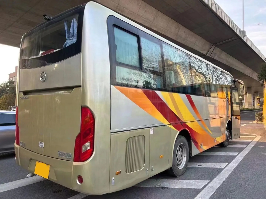 41 asientos Buen aire acondicionado, motor diésel trasero, lujo y comodidad Autobús de pasajeros usado