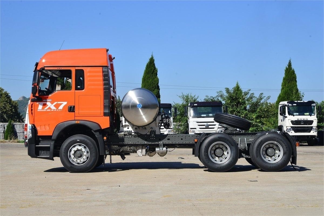 480HP HOWO Tractor Nacional VI de emisión estándar deflector trasero doble eje GNL