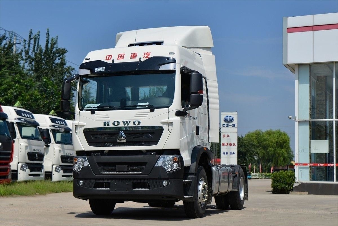 HOWO Camión tractor de emisión nacional VI estándar de eje único 350HP Diesel con deflector