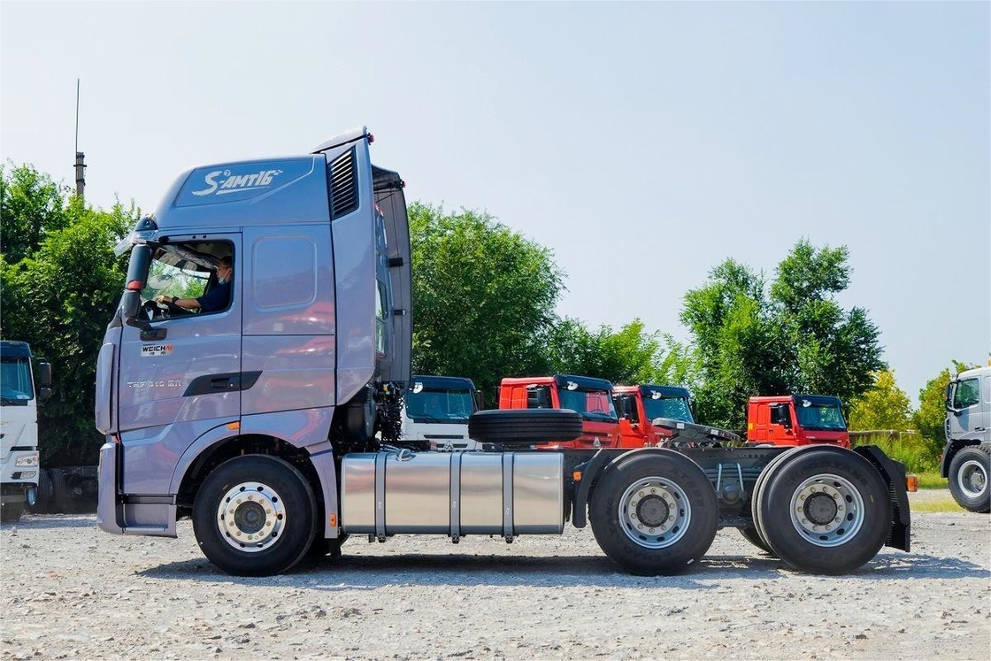 HOWO TH7 Camión 610HP 6*4 AMT Automático de mercancías peligrosas Tractor Camión Deflector de techo alto