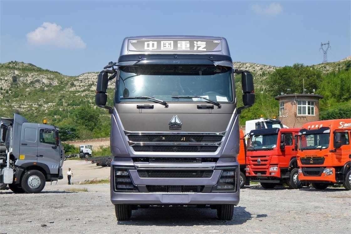 HOWO TH7 Camión 610HP 6*4 AMT Automático de mercancías peligrosas Tractor Camión Deflector de techo alto