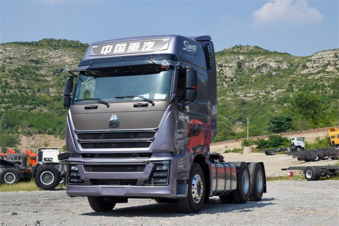 HOWO TH7 Camión 610HP 6*4 AMT Automático de mercancías peligrosas Tractor Camión Deflector de techo alto