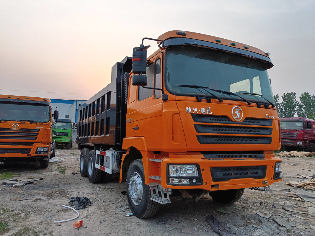 Shacman F3000 Dump Truck 6 * 4 Usado con remodelación Weichai 380hp Diesel Cabina de techo plano