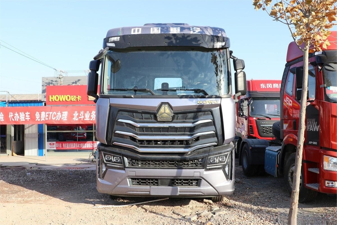 HOWO Camión pesado Tractor Deflector de techo alto 6X4 Diesel 16 marchas 480 caballos de fuerza Nacional VI
