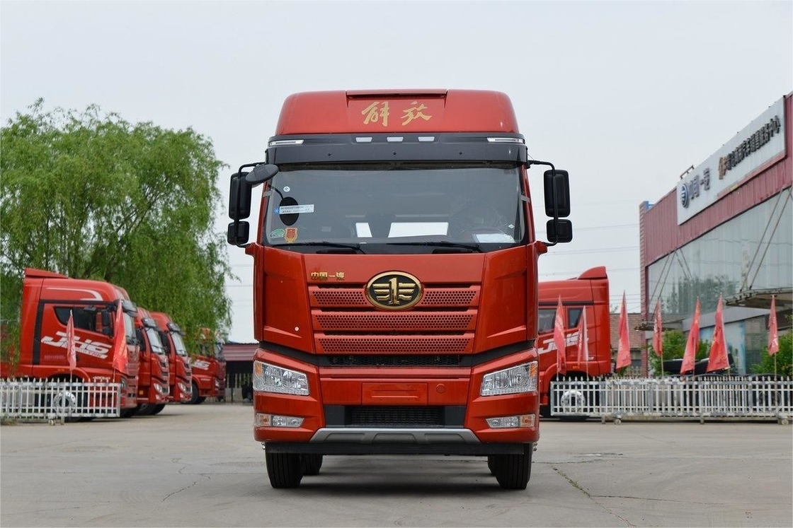 FAW Jiefang Camión pesado de alta velocidad Diesel 8X4 320HP 9.5m Barandillas Chasis de camión de transporte