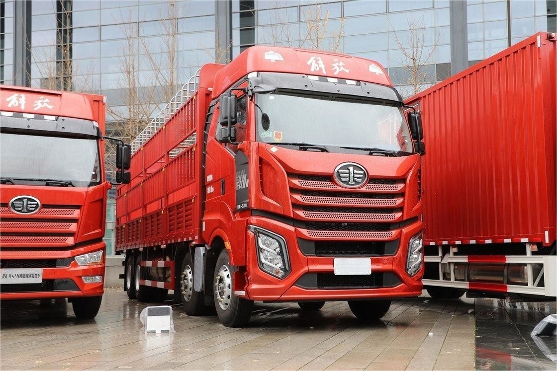 Jiefang camión medio techo solar aire acondicionado de 12 velocidades 510 CV 8X4 9.4m camión de cercas de GNL