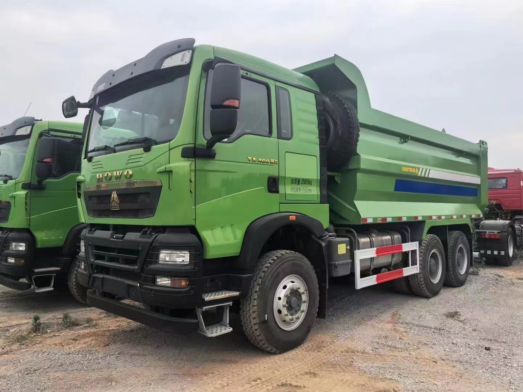 Camiones de descarga Sino 400 HP Nuevo modo de conducción 6 * 4 con 40 neumáticos Howo TX Tipper en stock