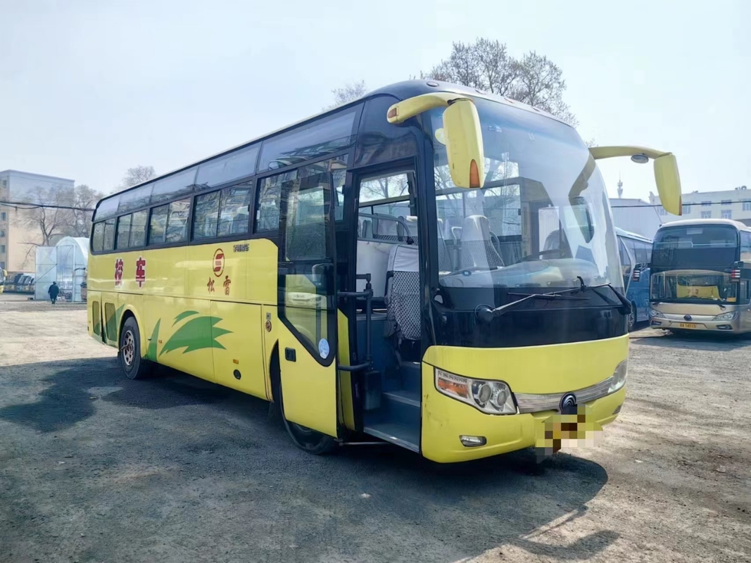 Autobús de segunda mano Yutong ZK6107 Autobús de autocar original 2 + 3 asientos Diseño de 60 asientos Primavera de hoja A / C