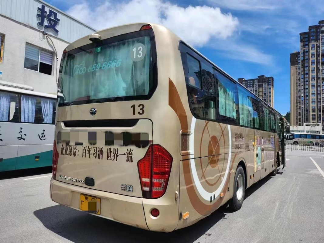 Autobús turístico de segunda mano de 52 asientos 2020 Año Yutong Autobús ZK6125 Color Champaña