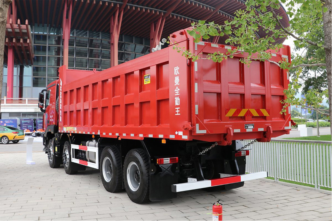 Camión Foton 15 toneladas 580 caballos de fuerza 8X4 7.6M Cuerpo rojo doble eje trasero Caja de carga en forma de U