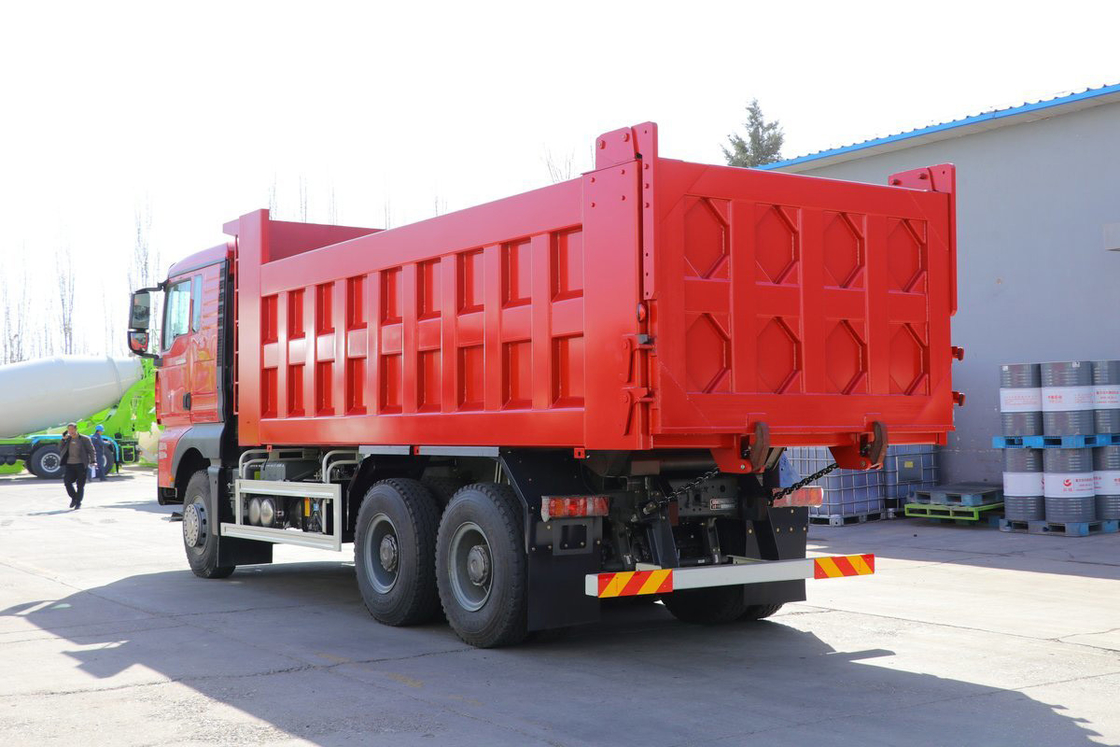 SITRAK G7 camión de basura de 12 velocidades 400 CV 6X4 5.8m contenedor de basura en forma de U cuerpo rojo Sinotruk