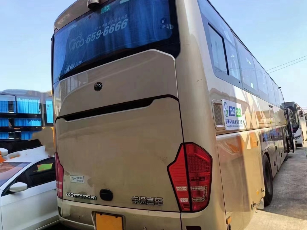 Autobús de lujo de Youtong 48 asientos Champagne Yutong ZK6122H VIP Pasajero de autobús con aire acondicionado