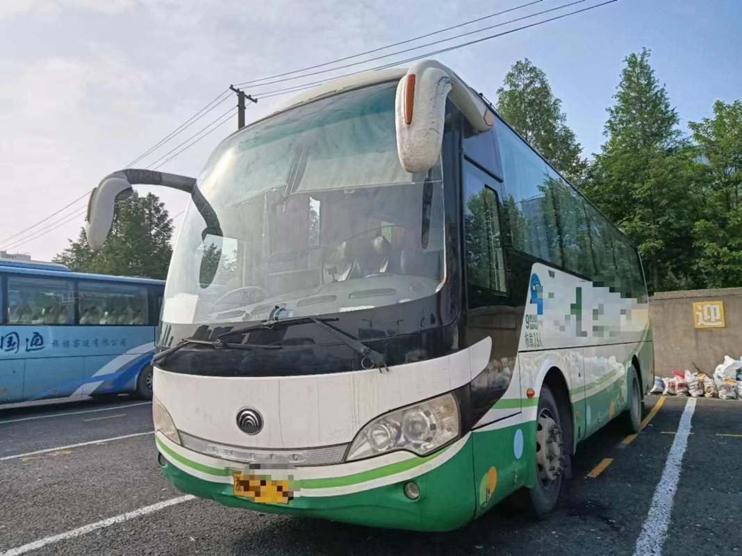 Autobús de pasajeros usados Autobús Youngtong ZK6908 Transmisión manual 39 asientos 2016 Distancia de largo año