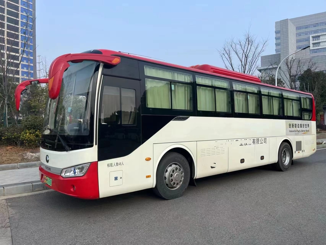 Autobús Usado En Venta Yutong ZK6115 Autobús de autocar eléctrico puro 48 asientos 2017 año ventana corredera