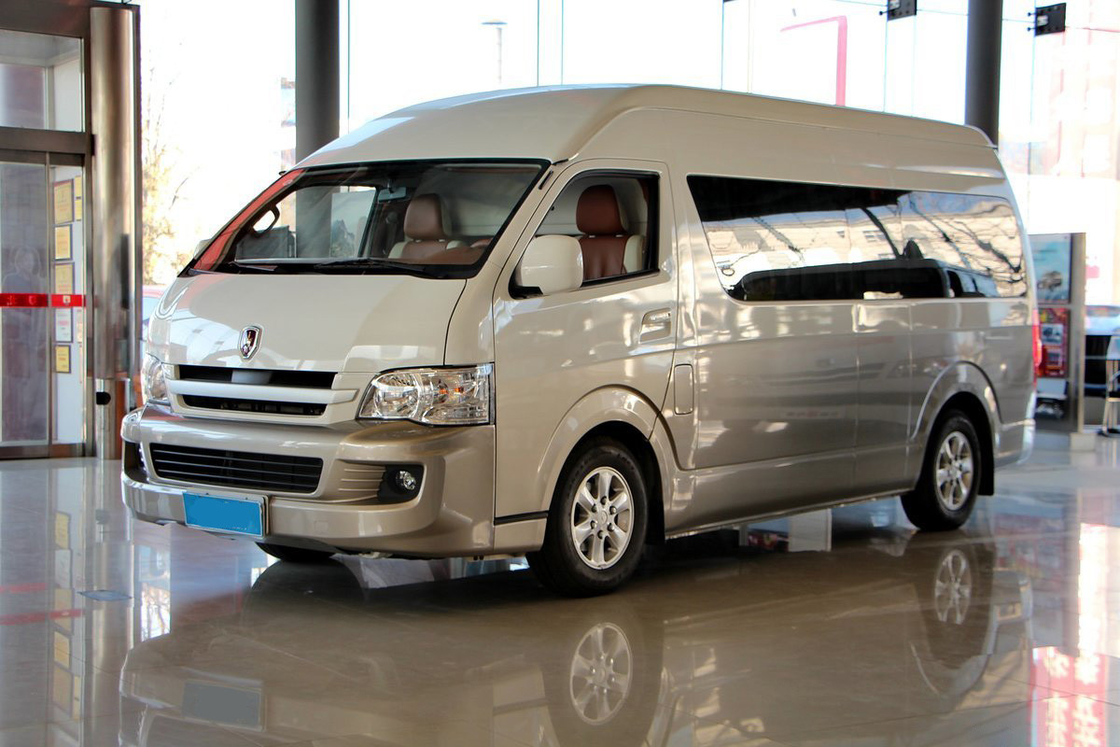 Usado Jinbei Hiace L 2020 de lujo gasolina RWD manual de 5 velocidades 139HP 2.4L camión comercial de 14 asientos