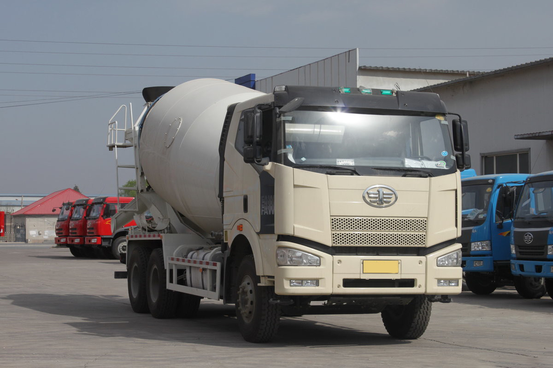 FAW Jiefang Camión mezclador de hormigón J6P 350HP 6X4 Cabina plana 4.7m3 Tanque Automático de aire acondicionado