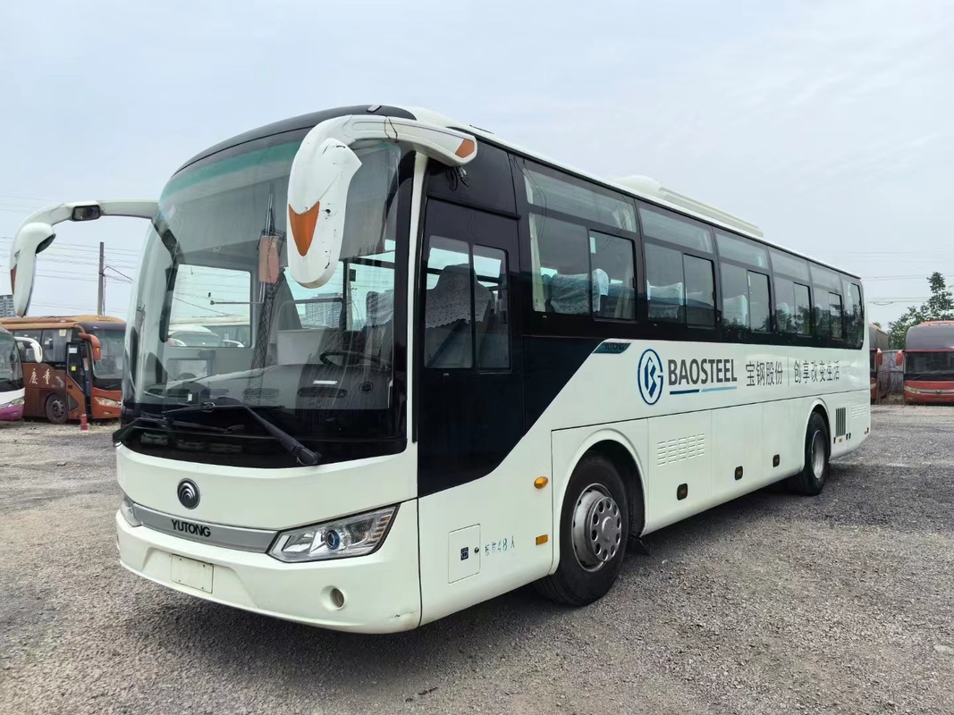 Autobús eléctrico en venta 48 asientos China Autobús Yutong ZK6115 Primavera de 2017 Año 300KM por carga