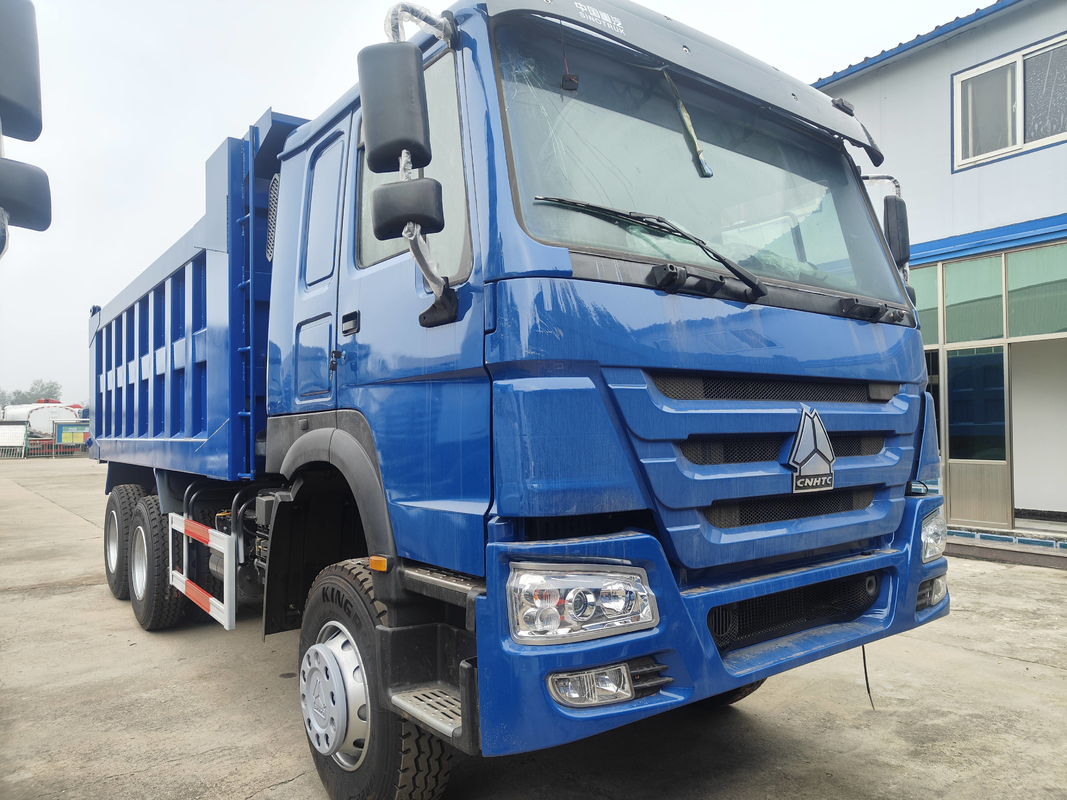Camión en África Howo Dump / Tipper 6*4 Color Azul 10 Ruedas Con Alta Refubished Nuevo Cubo