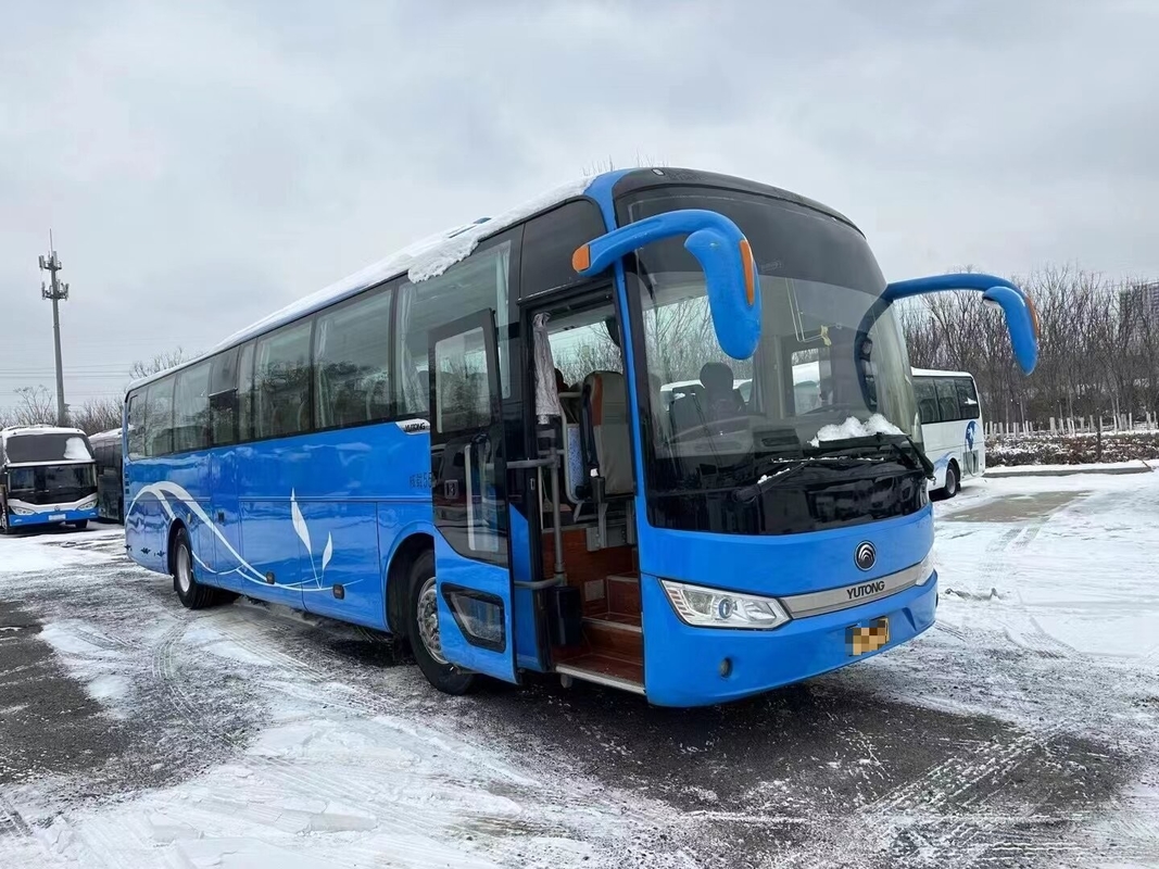 Precio del segundo autobús de Yutong 2016 Año original 55 asientos Euro 4 de emisión A/C Motor Weichai Diesel