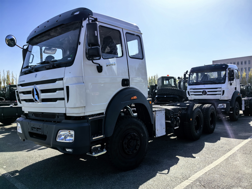 Cabeza de semirremolque pesado camión tractor Beiben 6 * 4 modo de conducción 420hp Weichai Euro 3 Uso en África
