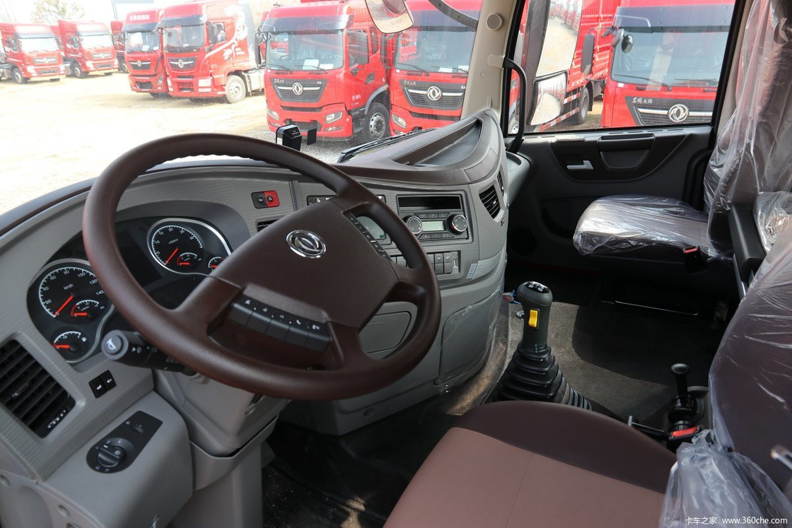 Remolque Camión Tractor Camión Dongfeng Tianlong KX 520hp Motor Cummins Alta versión estándar 6 * 4