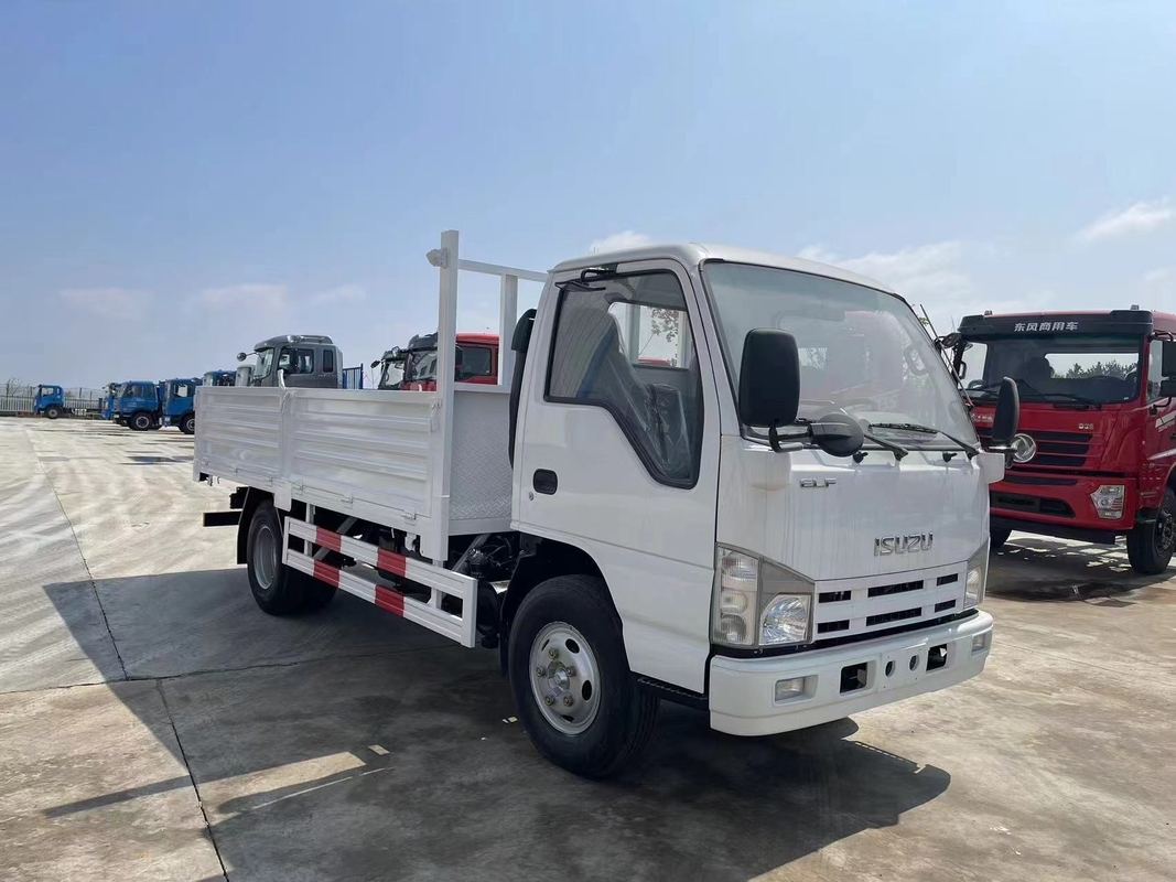 Camiones de carga 4x2 ISUZU Cabina única Euro 4 Emisión 100P Camión ligero 3,5 toneladas Doble neumático trasero